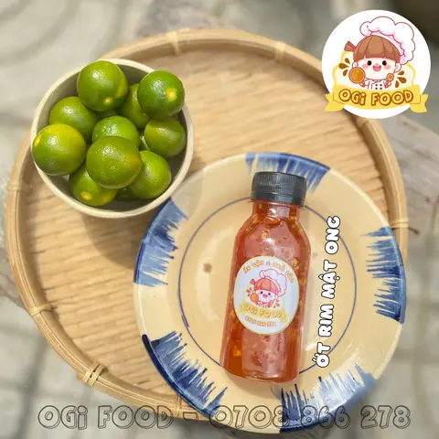 Hình ảnh Chai Ớt Rim Mật Ong ăn kèm bánh tráng - Ăn Vặt OGI FOOD