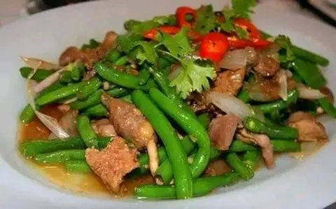 Hình ảnh Cơm đậu que xào thịt 