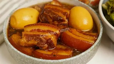 Hình ảnh Cơm thịt kho tàu