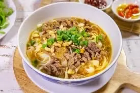 Hình ảnh Mỳ Quảng Bò Tái