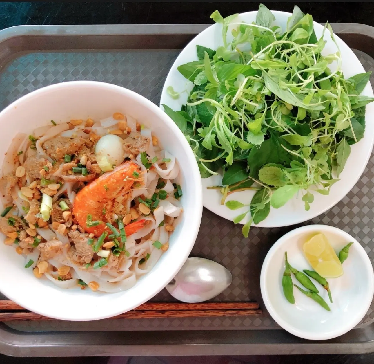 Hình ảnh Mì Quảng trộn thập cẩm nhỏ