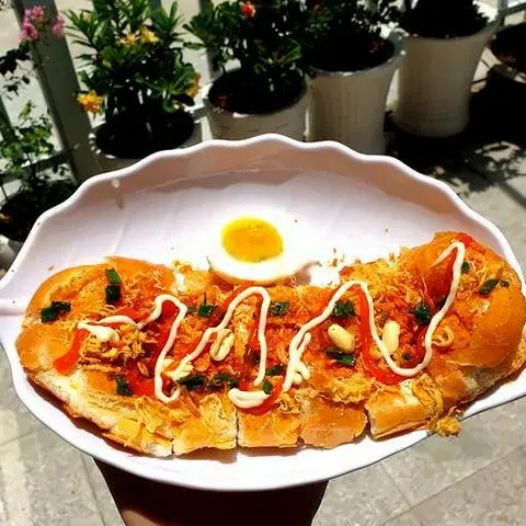 Hình ảnh Bánh mì nướng muối ớt
