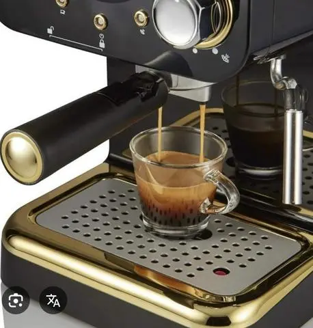 Hình ảnh Cafe đen pha máy nóng/đá