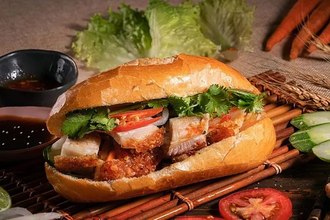 Hình ảnh Bánh mì heo quay