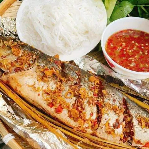 Hình ảnh Cá cảm nướng muối ớt 