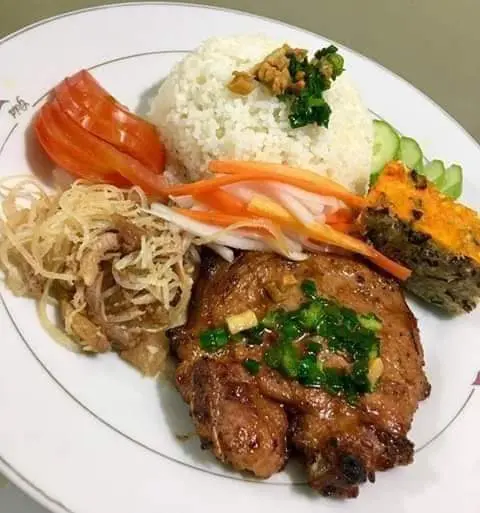 Hình ảnh Cơm tấm sườn nướng