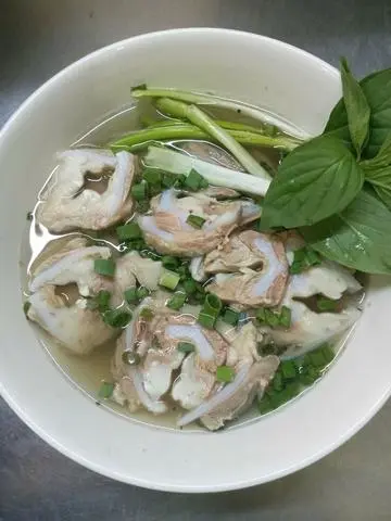 Hình ảnh 6 Lạng Thịt Nạc Dải Và Cuống Họng Nhúng Canh Nóng