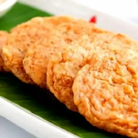 Hình ảnh Chả cá thêm