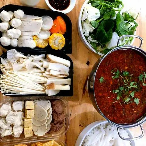 Hình ảnh Lẩu Nấm Thái 4-6 người