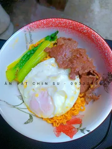 Hình ảnh Mì indo Bò Trứng