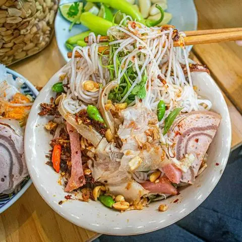 Hình ảnh Bún mắm nêm thịt luộc