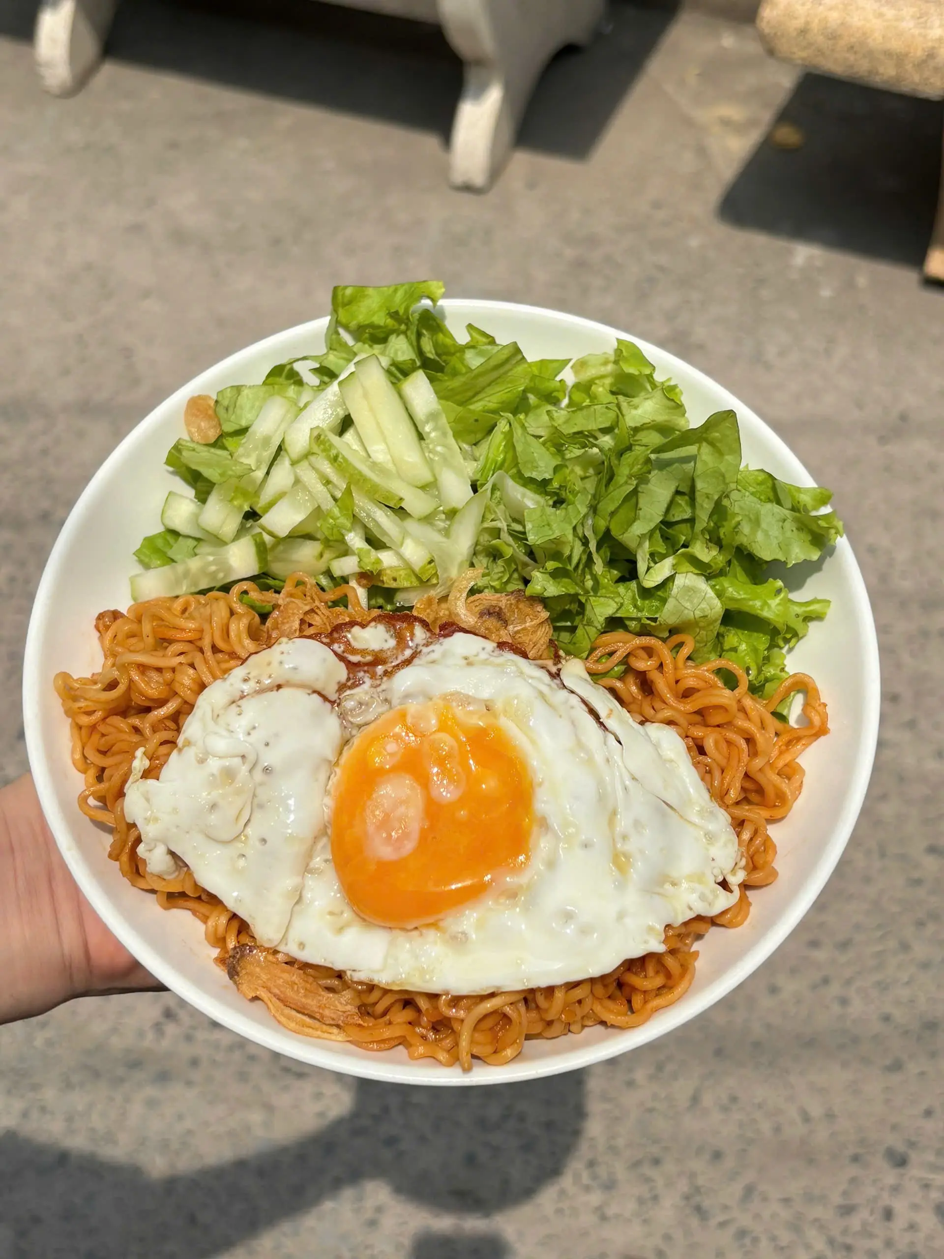 Hình ảnh Mì trộn Indomie trứng ốp la