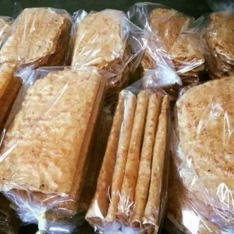Hình ảnh Bánh tráng mắm ruốc