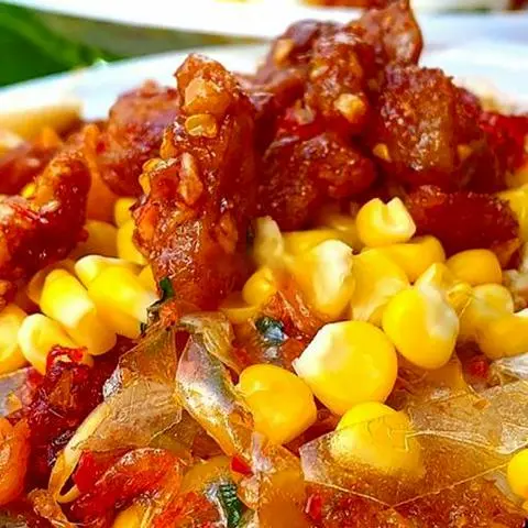 Hình ảnh Bánh tráng trộn thập cẩm tóp  mỡ mắm hành trứng muối full khô