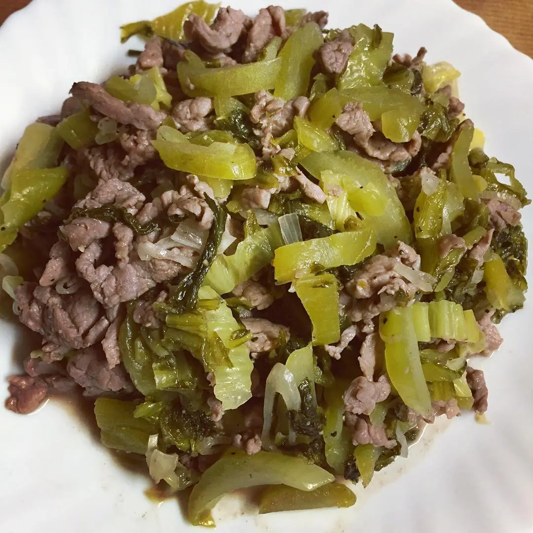 Hình ảnh Cơm chiên bò xào cải chua