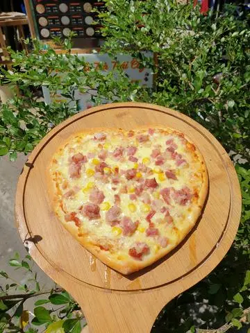 Hình ảnh Pizza Thịt Xông Khói Phô Mai. 17cm