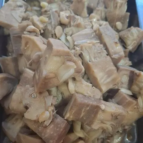 Hình ảnh cơm mít non kho, đồ khô thập cẩm, canh chua