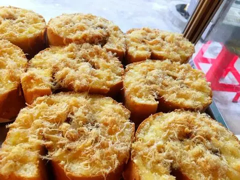 Hình ảnh Bánh bông lan cuộn mặn