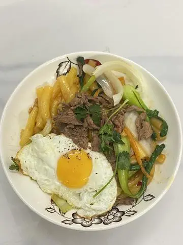 Hình ảnh Nui Xào Bò