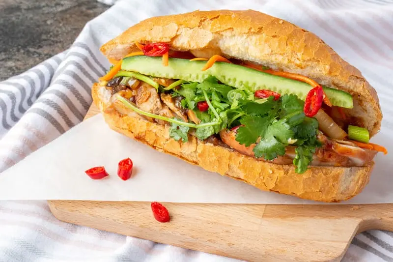 Hình ảnh Bánh mì Wow đặc biệt