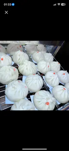 Hình ảnh Bánh bao trứng cút + thịt