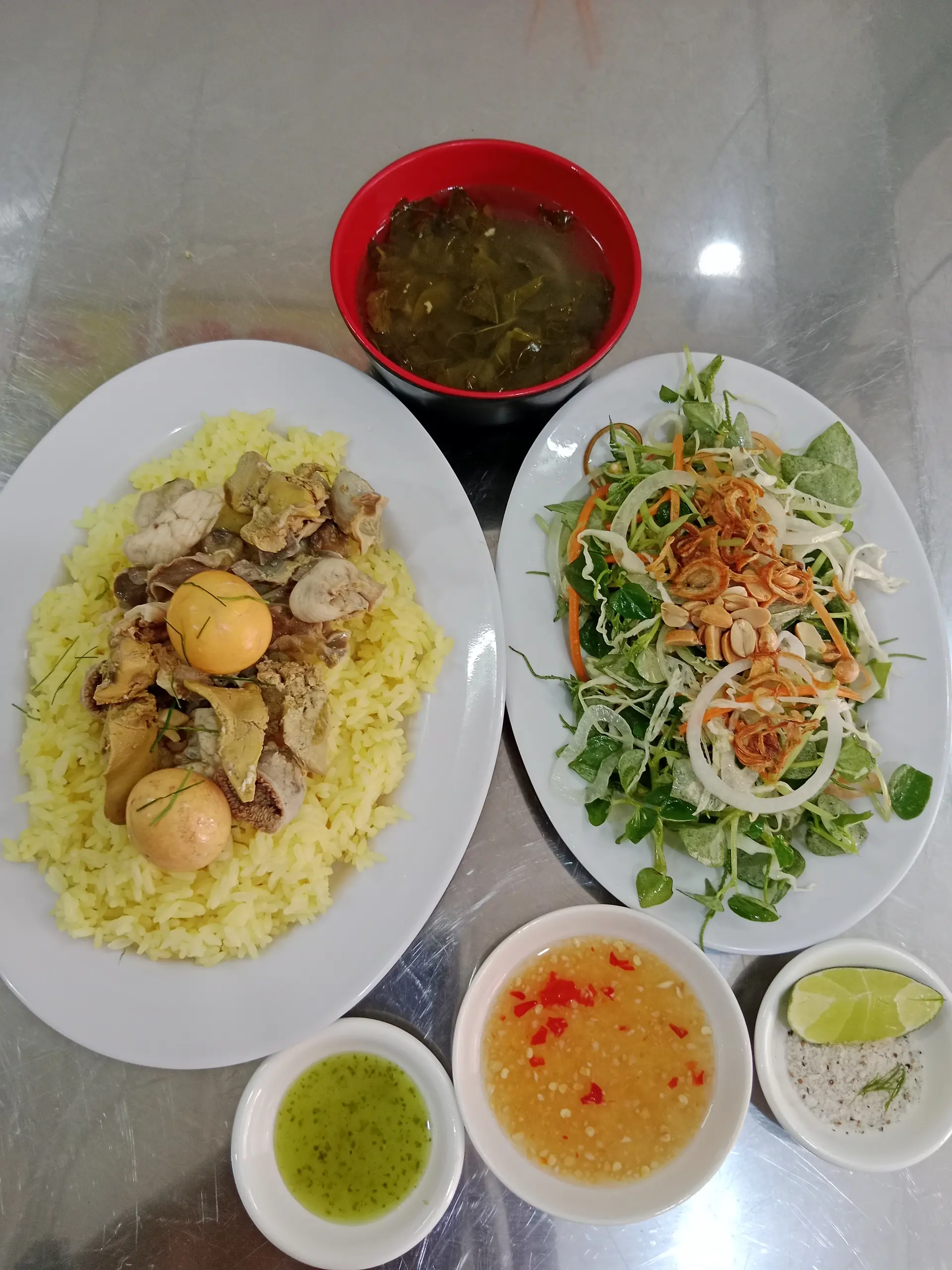 Hình ảnh Cơm Gà + lòng gà