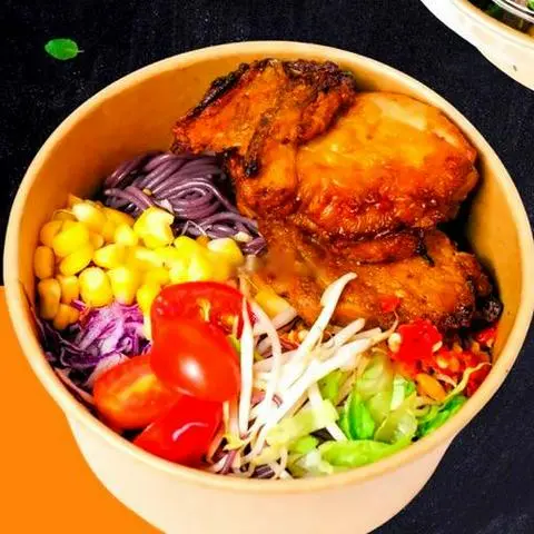 Hình ảnh Combo bún gạo lứt gà nướng - nước mát
