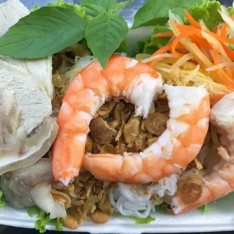 Hình ảnh Bún Bì Tôm Thịt Tai Heo hộp lớn 