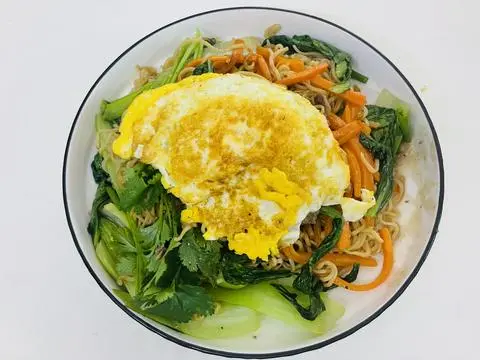 Hình ảnh Mì xào trứng