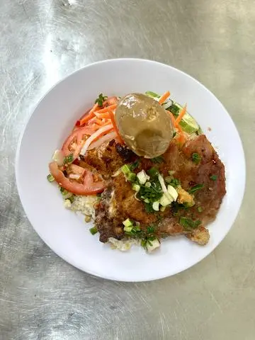 Hình ảnh Cơm Sườn Trứng Kho