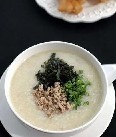 Hình ảnh Cháo đậu xanh thịt bằm
