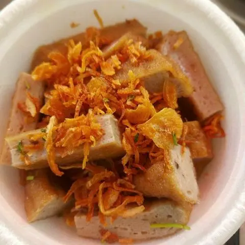 Hình ảnh Bánh Chả Cá nha trang +trứng