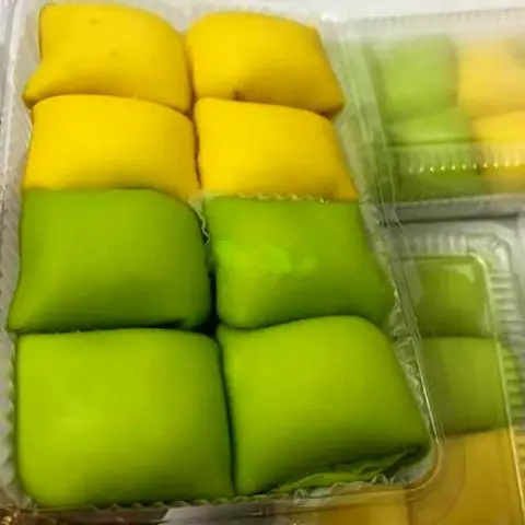 Hình ảnh Crepe hộp 8 cái ú nu