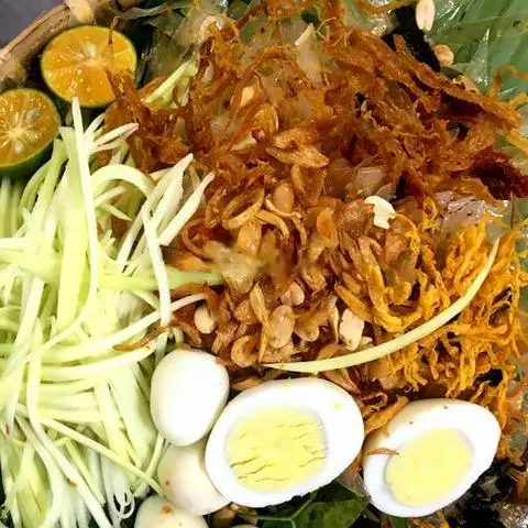 Hình ảnh Bánh tráng đặc biệt trộn kiểu bà gánh