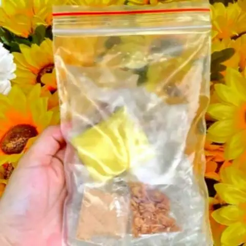 Hình ảnh Bánh tráng phơi sương muối bơ hành phi