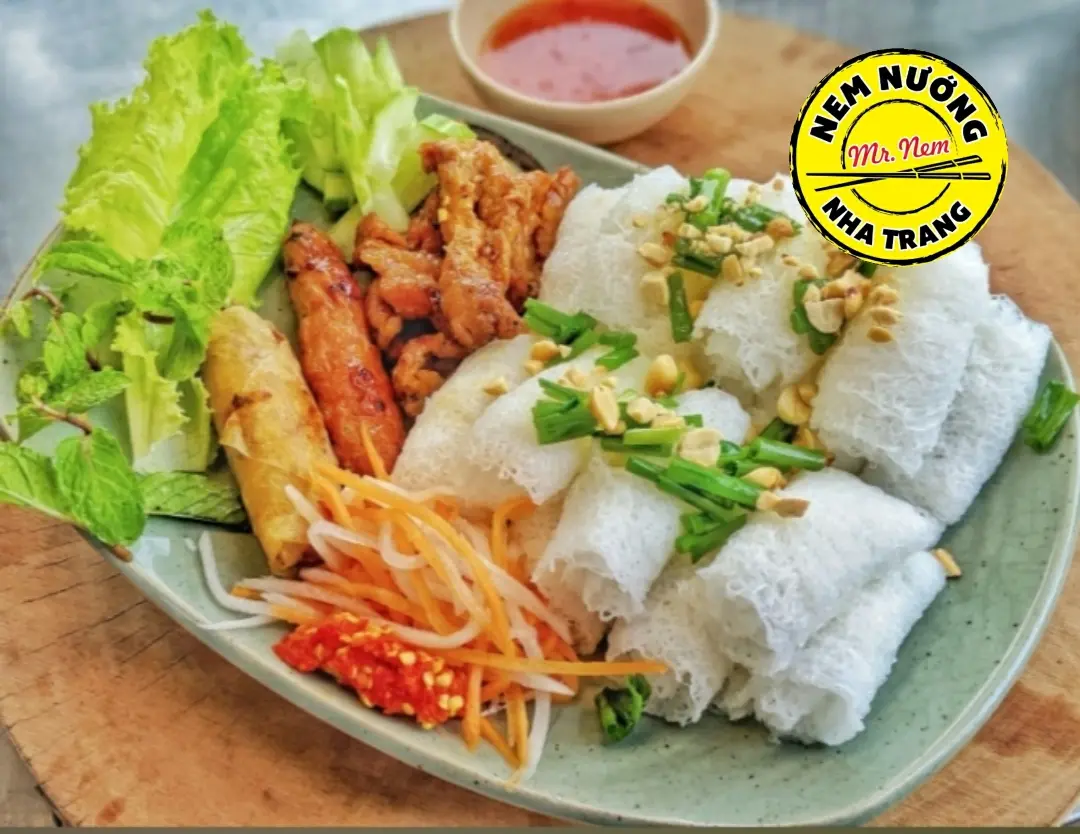 Hình ảnh Bánh hỏi nem nướng + thịt nướng + chả giò.