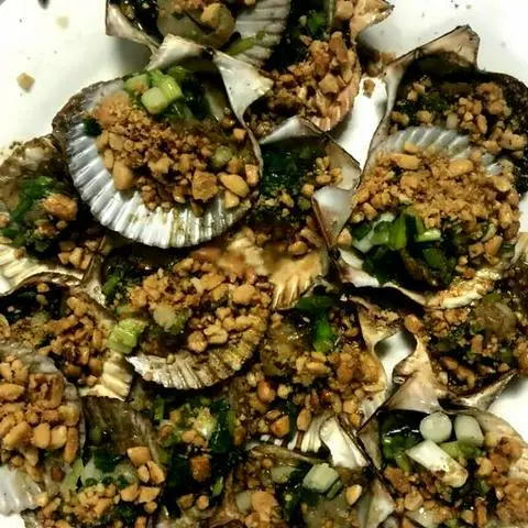 Hình ảnh Sò điệp nướng mỡ hành