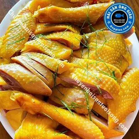 Hình ảnh Gà ta luộc 1/2 con