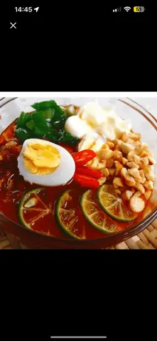 Hình ảnh Bánh tráng chấm sốt mỡ hành sa tế bơ