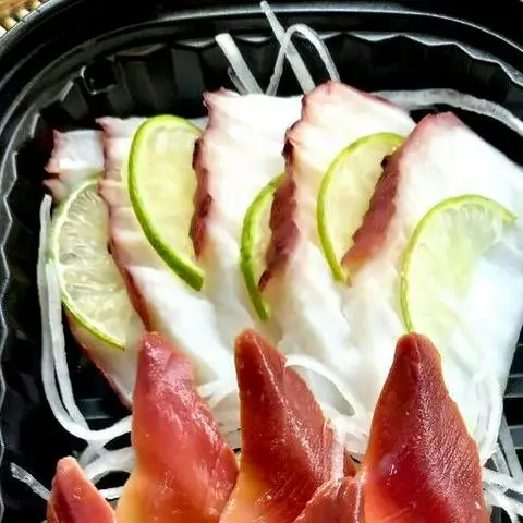 Hình ảnh Sashimi bạch tuộc - 5pc