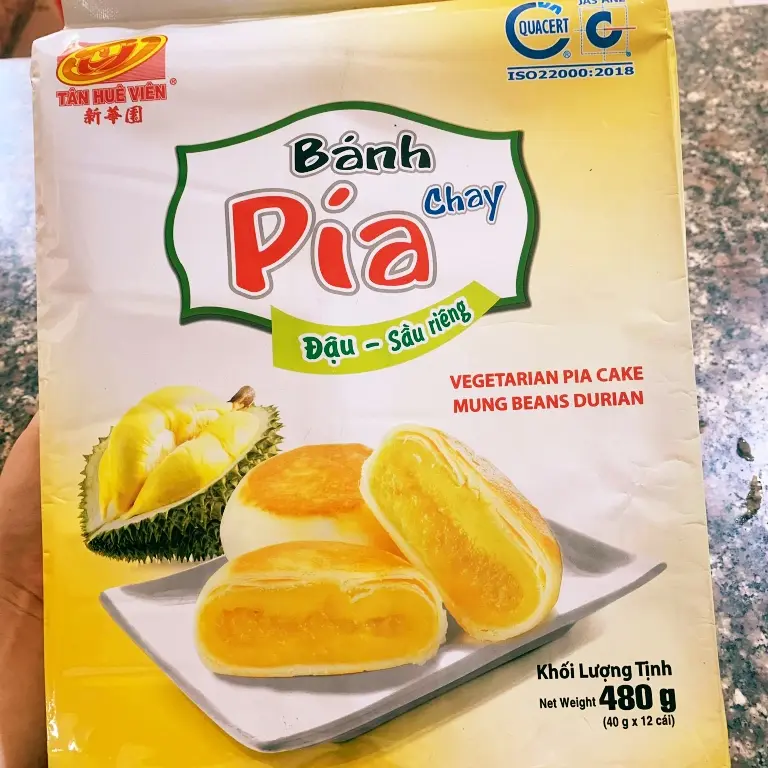 Hình ảnh bánh pía chay tân huệ viên 