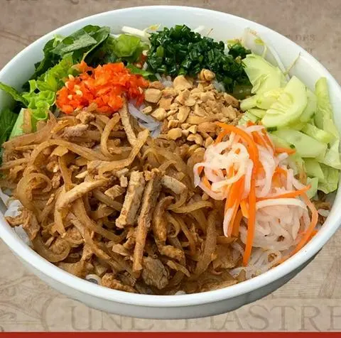 Hình ảnh BÚN BÌ+CHẢ GIÒ 