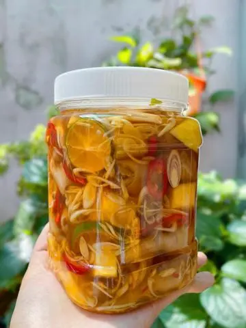 Hình ảnh Chân gà sả tắc