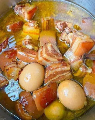 Hình ảnh Cơm Thịt kho trứng