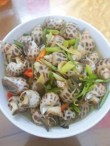 Hình ảnh Ốc hương hấp sả