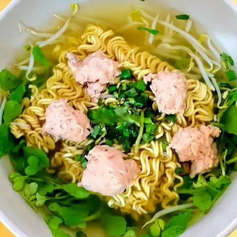 Hình ảnh Mì chả cua