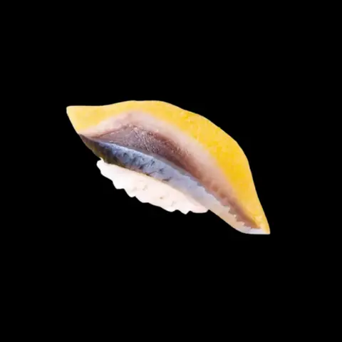 Hình ảnh Nigiri Nissin - Nigiri  Cá Trích Ép Trứng (2 viên)
