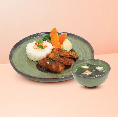 Hình ảnh Cơm cá chẽm nướng kèm xốt teriyaki