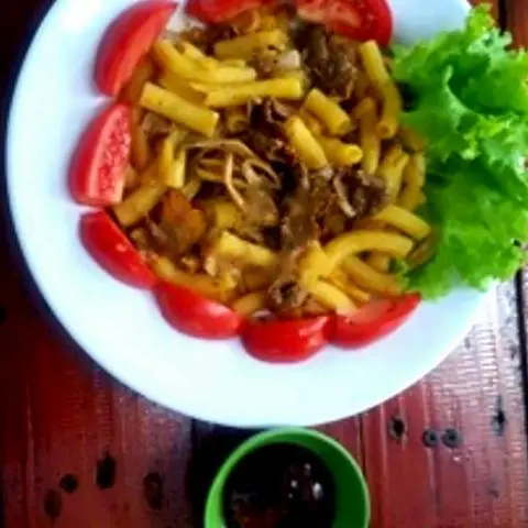 Hình ảnh Nui xào bò