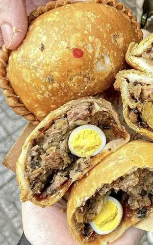 Hình ảnh BÁNH XẾP/ QUAI VẠC NHÂN THỊT, TRỨNG CÚT - BÁNH TƯƠI MỖI NGÀY